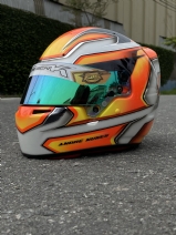 Personalização de Capacete Bell Cores Neon | Detalhes em cromo prata e Preto - Fredy Kart